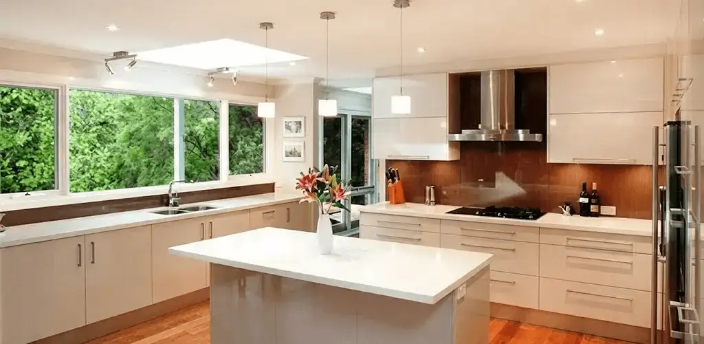 Kitchen cabinet refacing and remodel results in a modern kitchen in Bradenton, FL