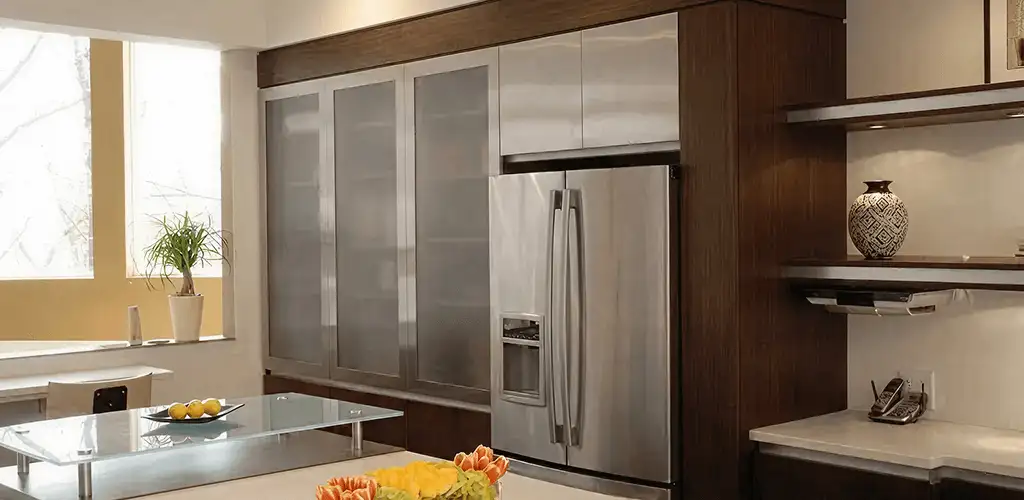 Cabinet door replacement and modern kitchen cabinet upgrade in Bradenton, FL
